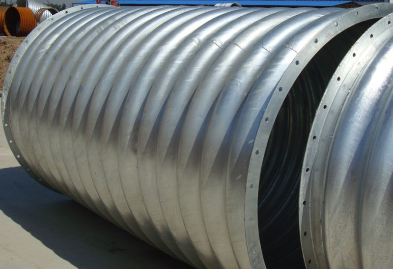 拼装金属波纹涵管时需要用到哪些工具?